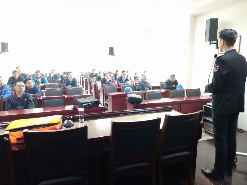 
				   
					黃河同力組織開展2019年消防安全、職業(yè)衛(wèi)生及廠區(qū)雙重預(yù)防體系建設(shè)知識培訓(xùn)
				 